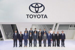 67_03_26 เปิดบูธ TOYOTA by golf00009