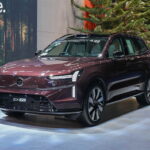 69_03_26 Booth VOLVO Front by Kwang-15