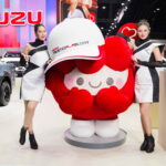 Isuzu Lady & Yuu Chan